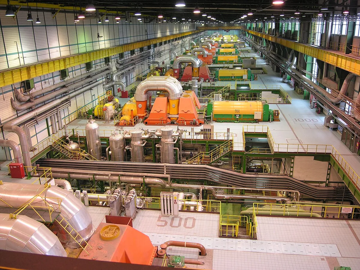 Turbine hall of a power plant